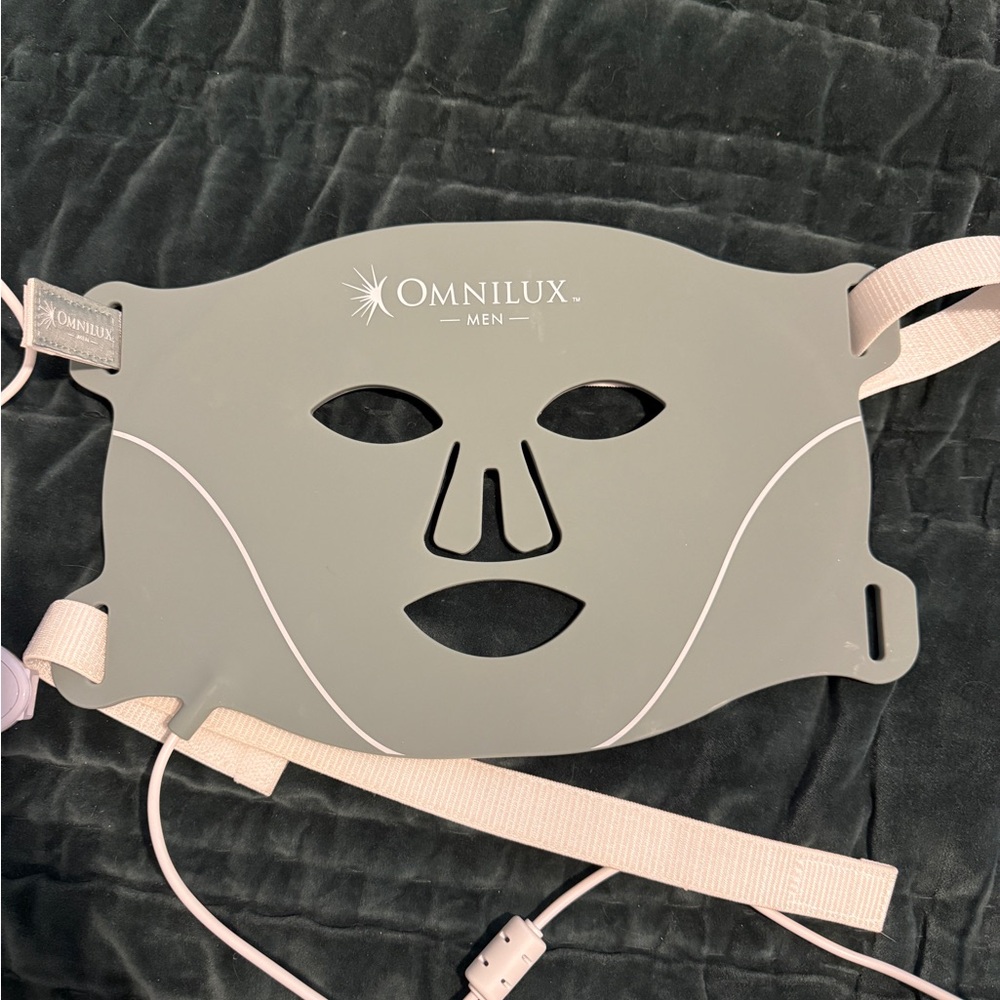 Like new omnilux red light mask panel
